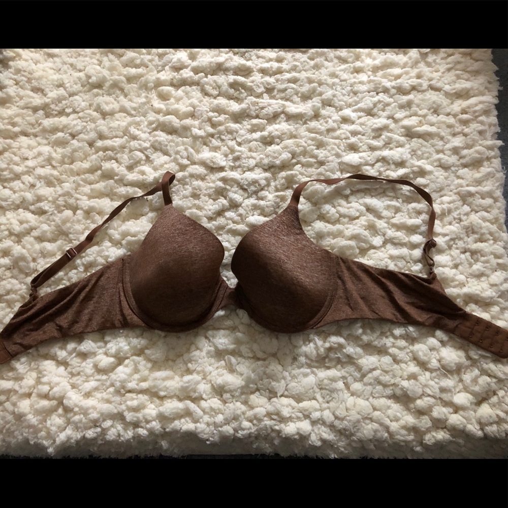 Victoria’s Secret bra 36C